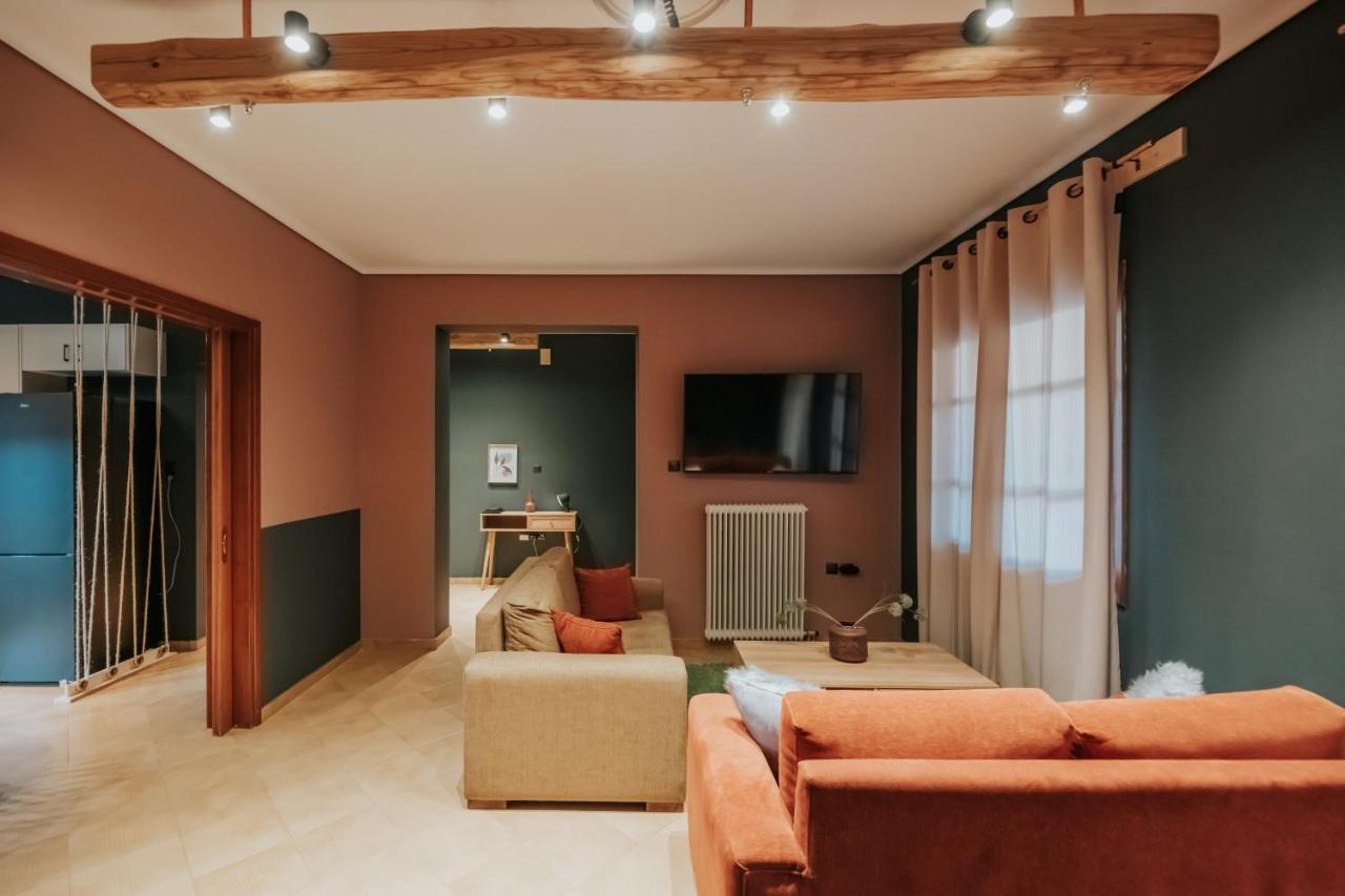 Kalavrita Krinides Apartment And Attics Exteriér fotografie