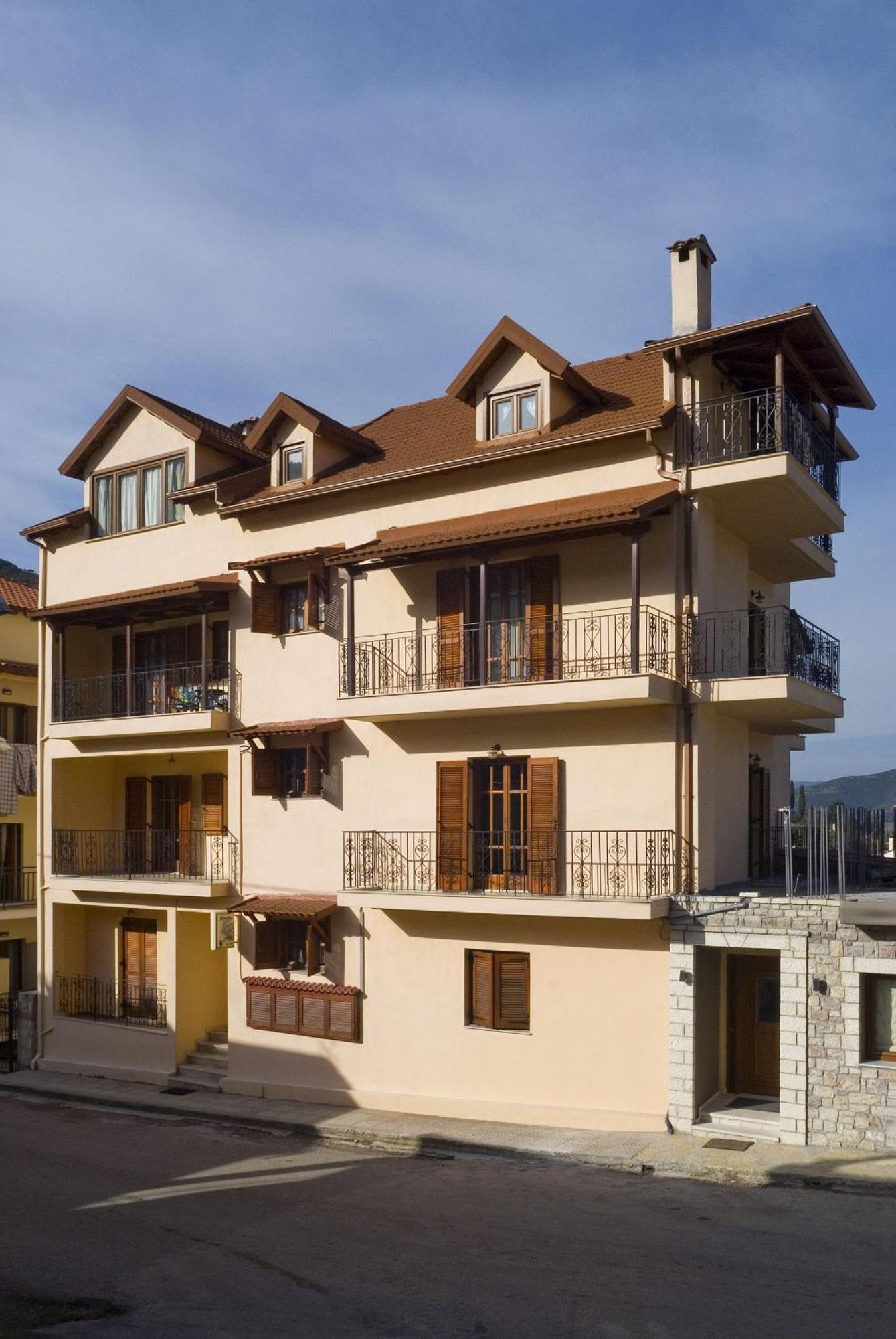 Kalavrita Krinides Apartment And Attics Exteriér fotografie